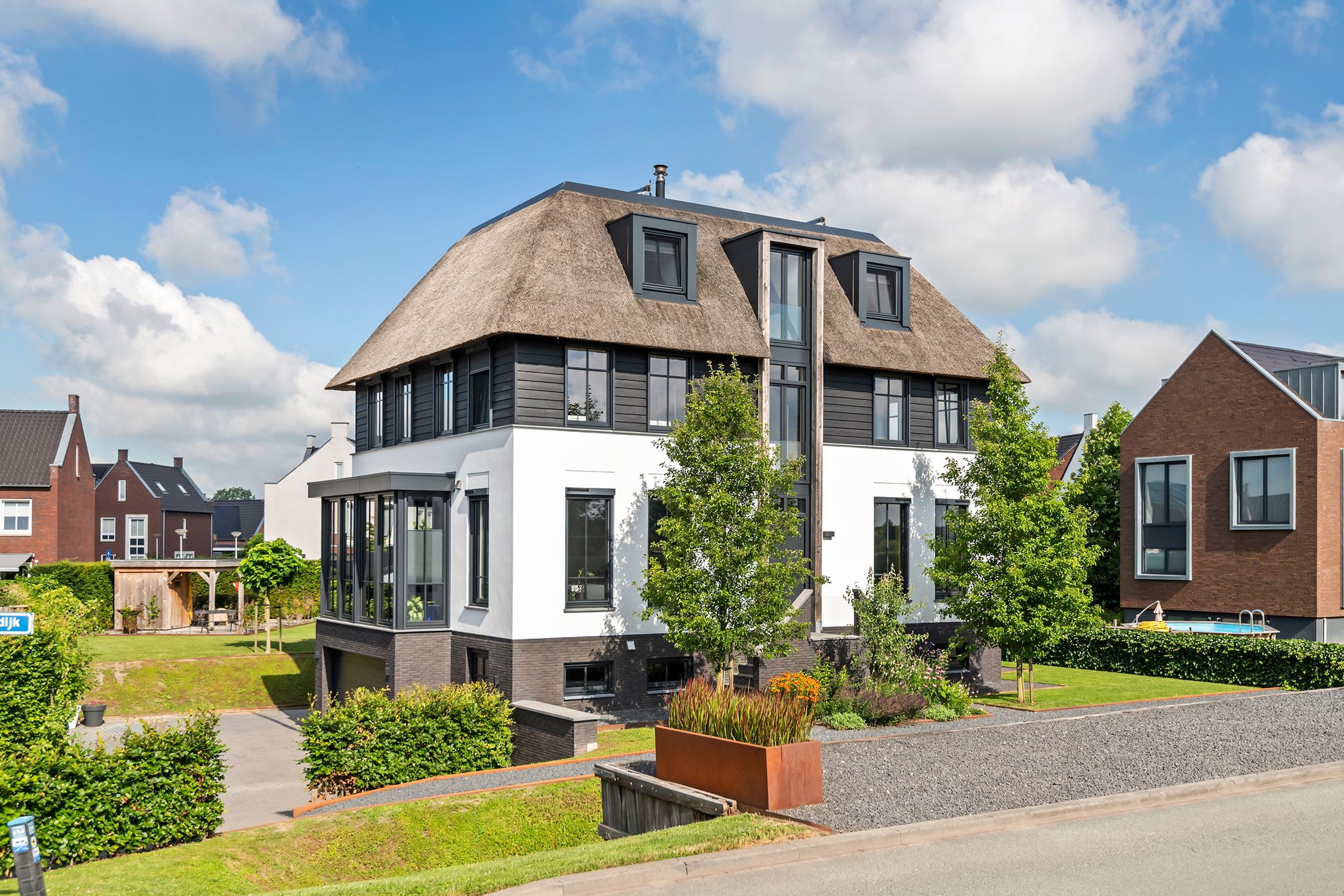 Photo 3 of Dijkstoep 2