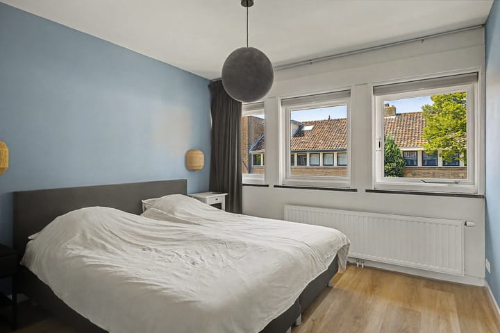 Tussenwoning te koop: Minister A.S. Talmalaan 18, Bussum