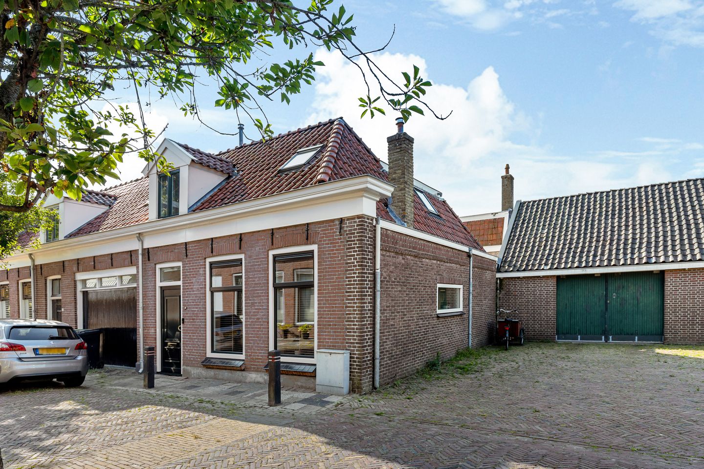 Photo 4 of Looxmastraat 28