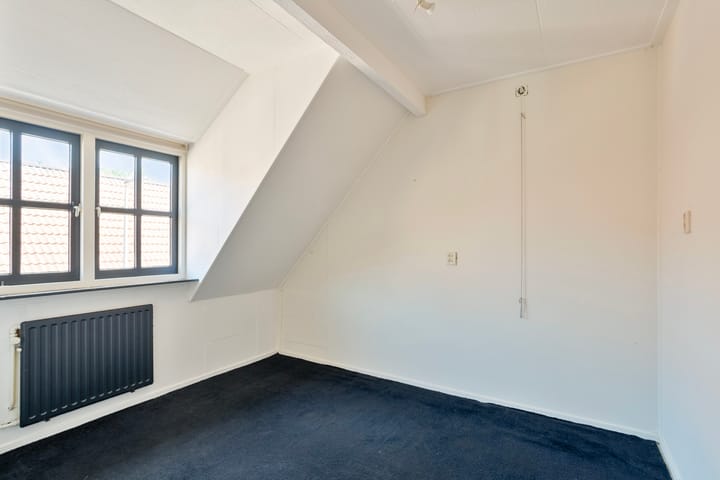 Hoekwoning te koop: Ooievaarstraat 40, Deventer