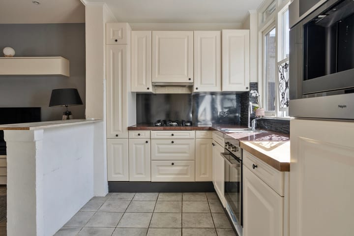 Hoekwoning te koop: Ooievaarstraat 40, Deventer