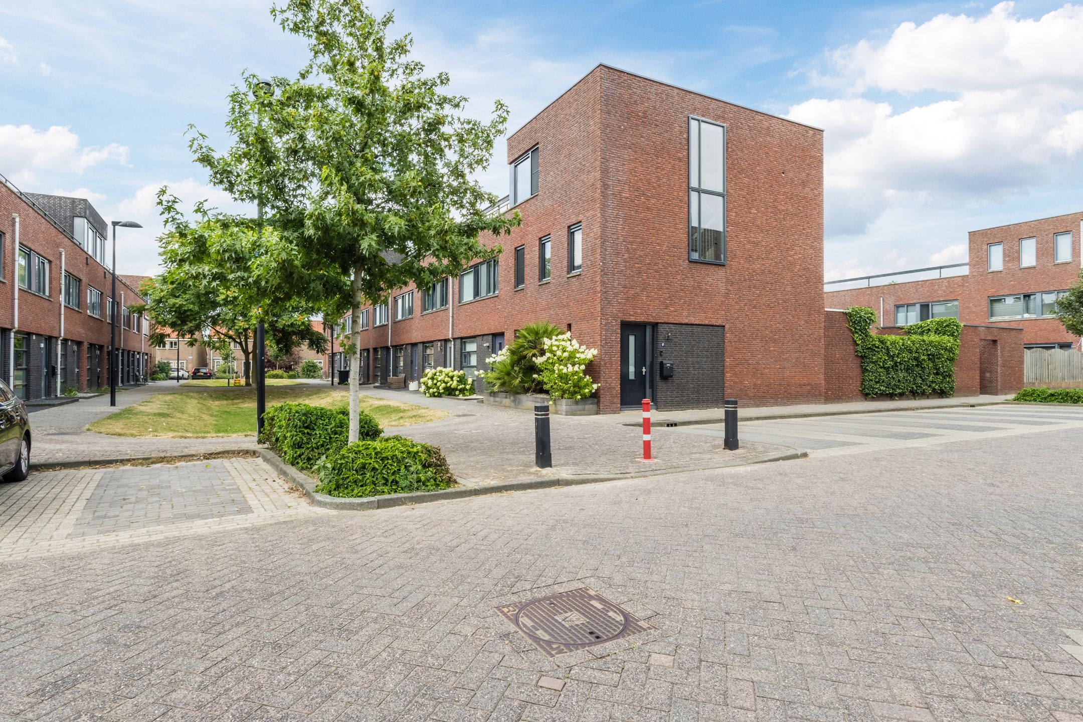 Photo 63 of Roosjestin 17