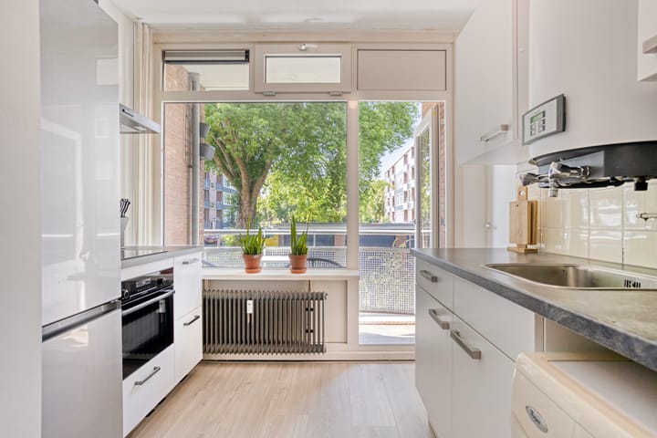 Appartement te koop: Koningin Julianastraat 202, Deventer