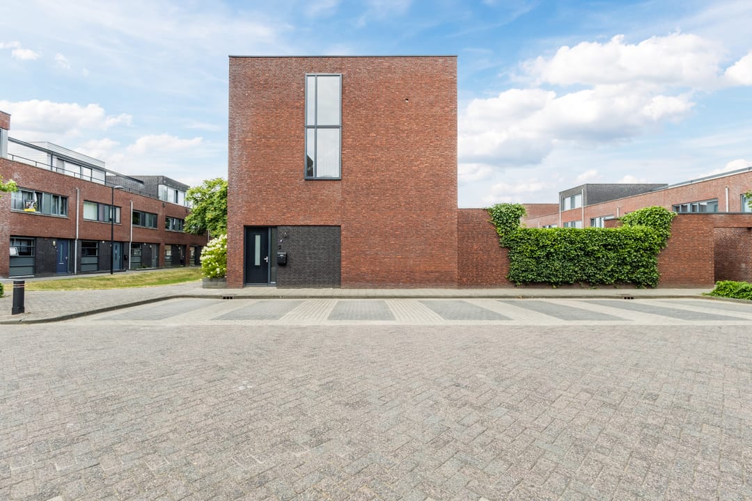 Photo 62 of Roosjestin 17