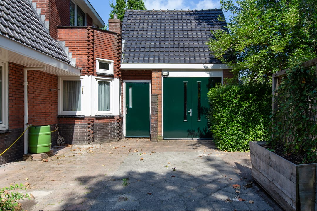 Foto 41 van Burg. v. Dobben de Bruijnstraat 1