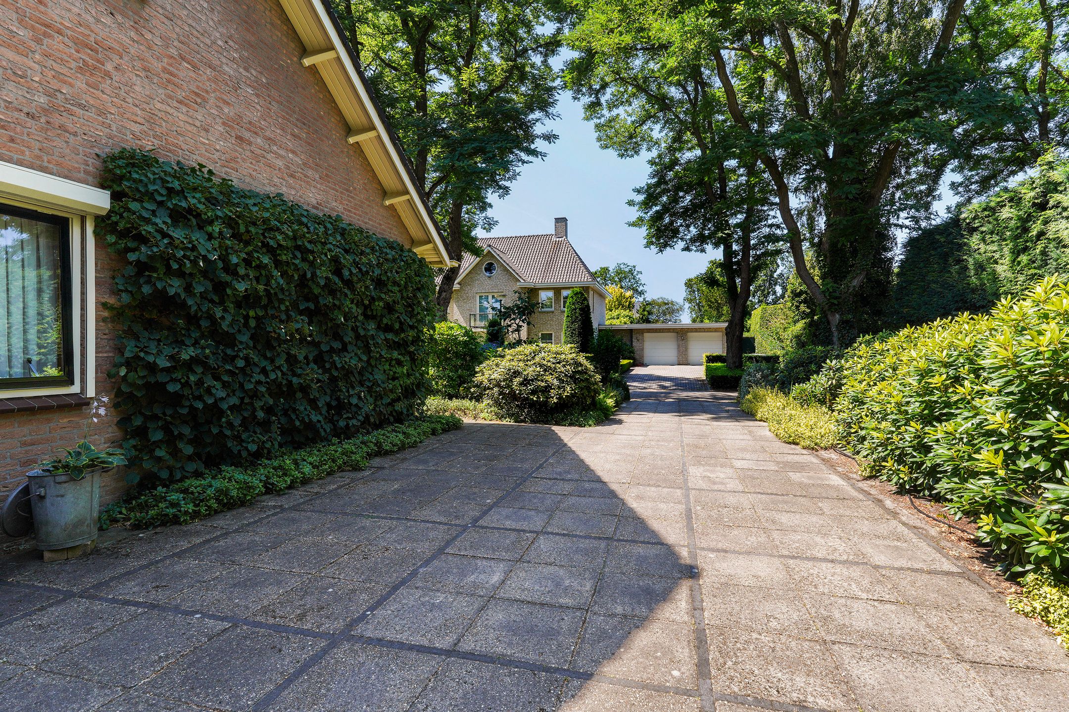 Photo 6 of Burgemeester van Dortmondlaan 1