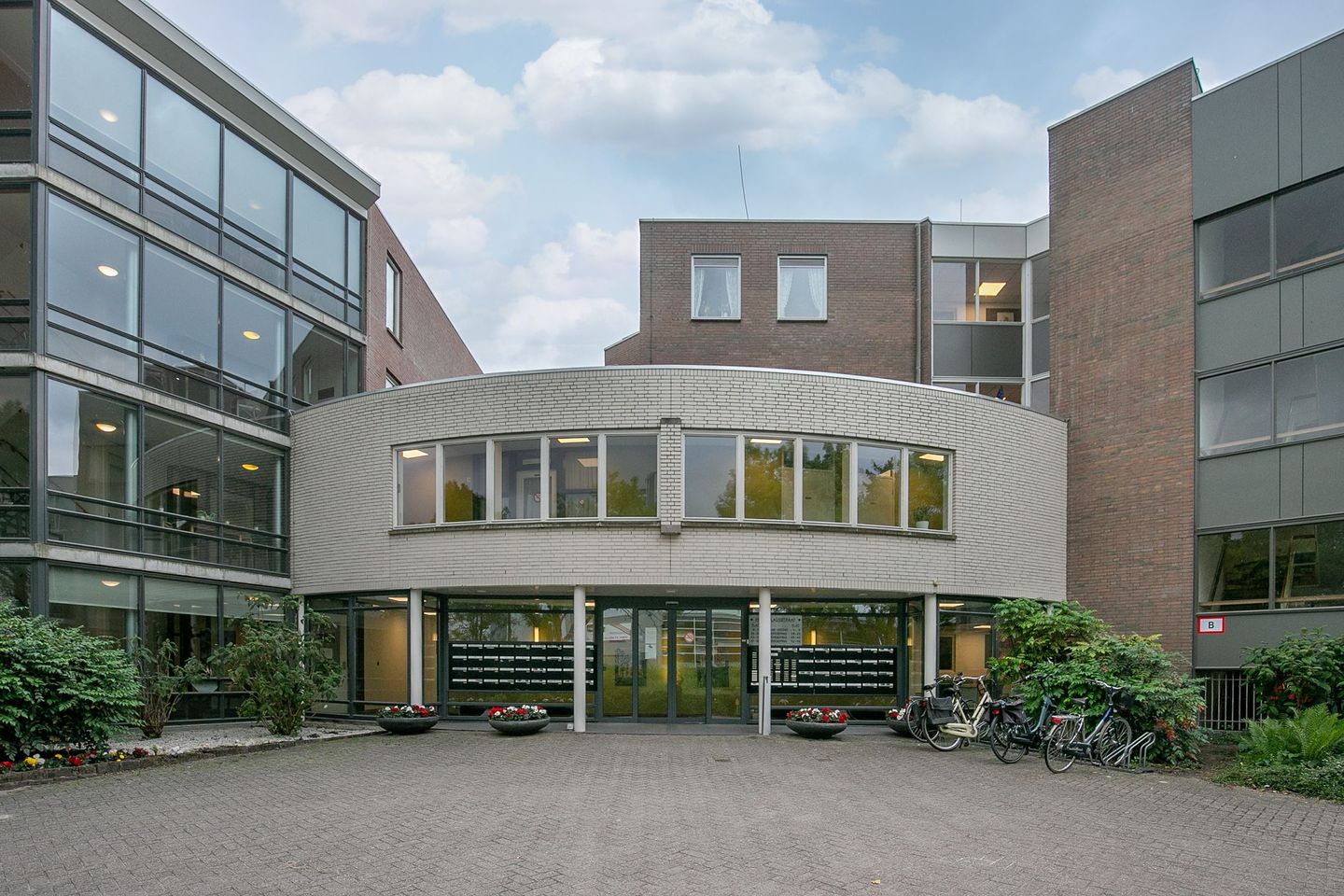 Foto 1 van Prins Clausstraat 54