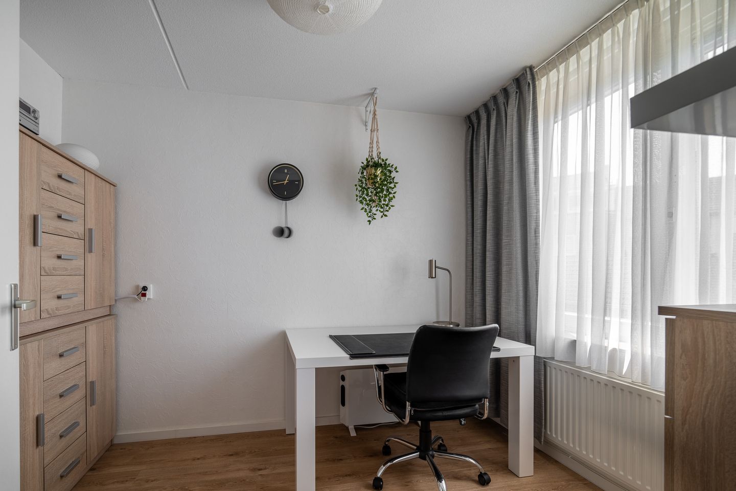 Photo 14 of Voortstraat 4-A