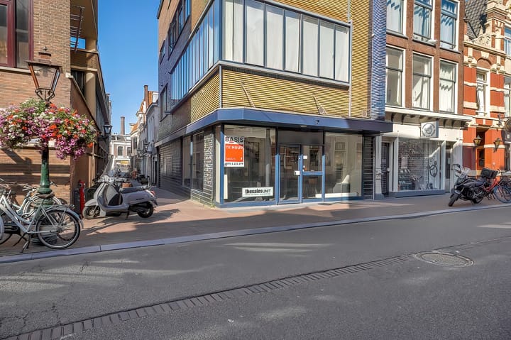 Breestraat 52