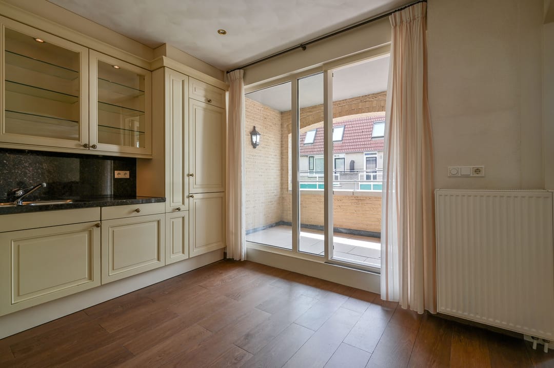 Photo 11 of Molenstraat 14-E