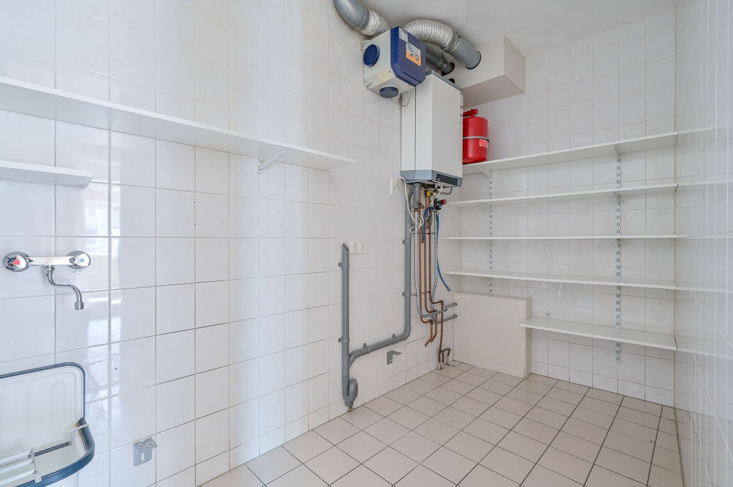 Photo 10 of Molenstraat 14-E