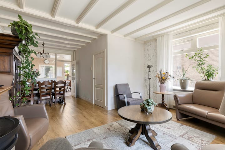 Twee-onder-één-kap te koop: Oosteinde 41, Scherpenzeel (Ge)