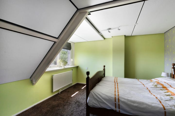 Twee-onder-één-kap te koop: Oosteinde 41, Scherpenzeel (Ge)