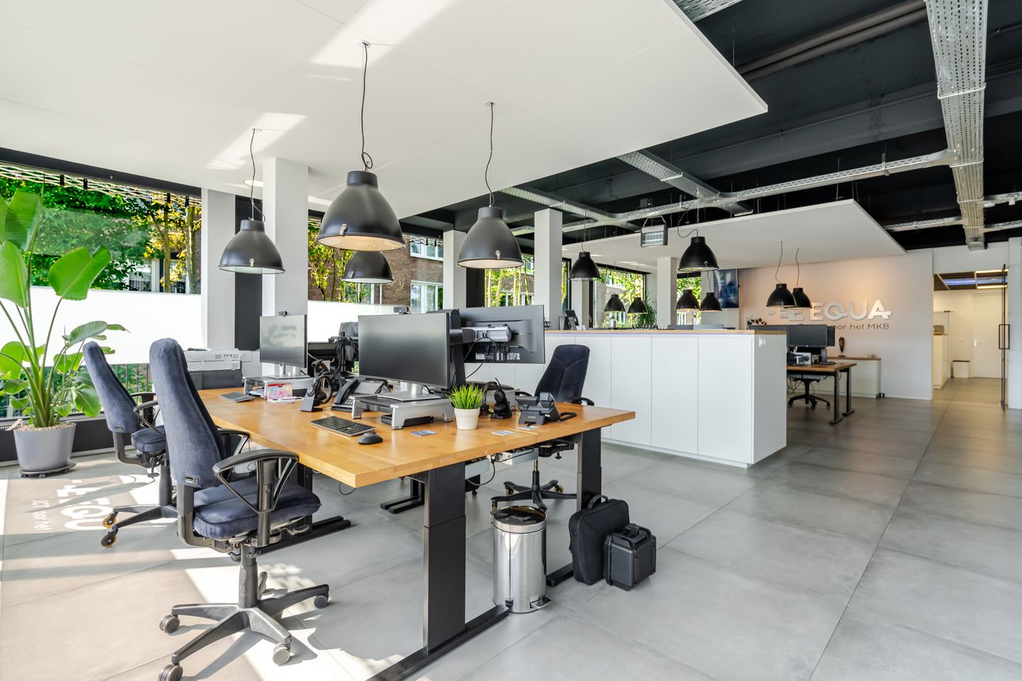 Bekijk foto 3 van Dr. Ottenstraat 7