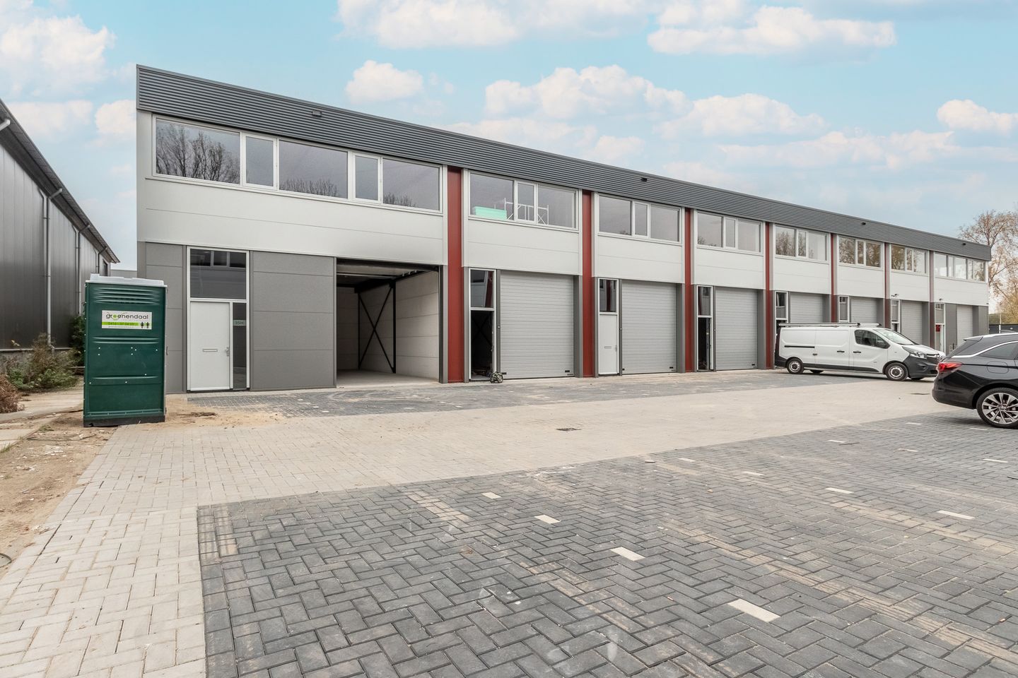 Bekijk foto 2 van Leemansweg 35-H