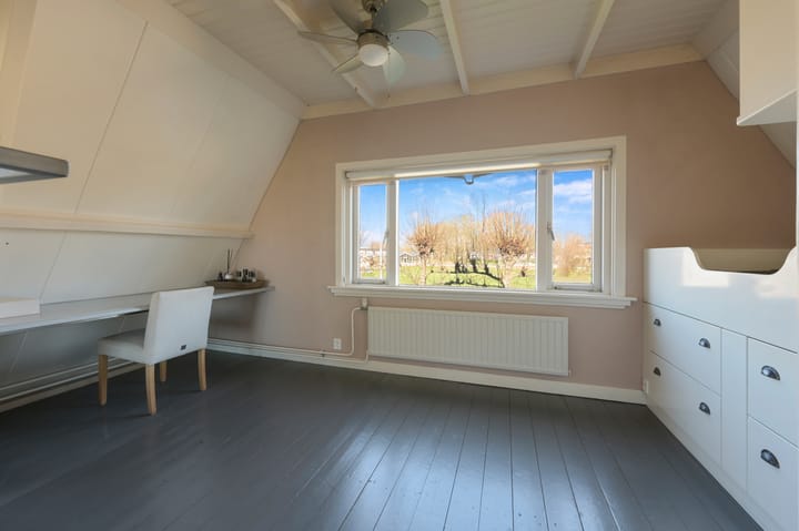 Vrijstaande woning te koop: Spoorlaan 10, Zwammerdam