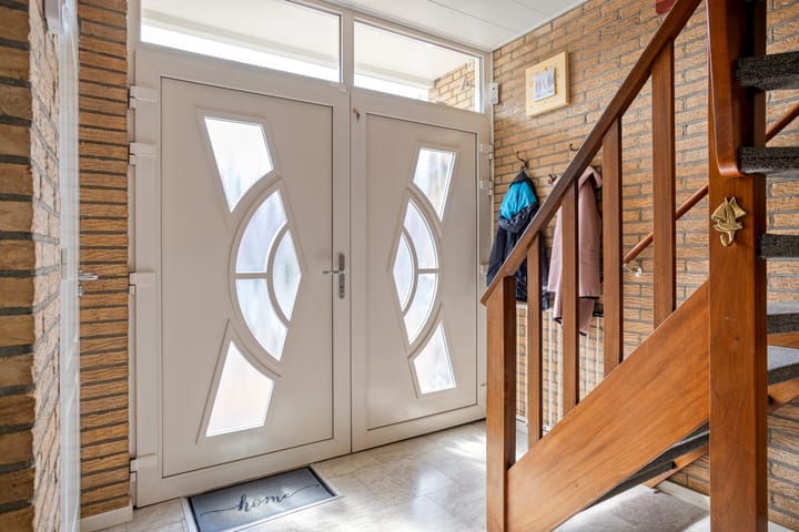 Vrijstaande woning te koop: Spitsstraat 8, Maasbracht