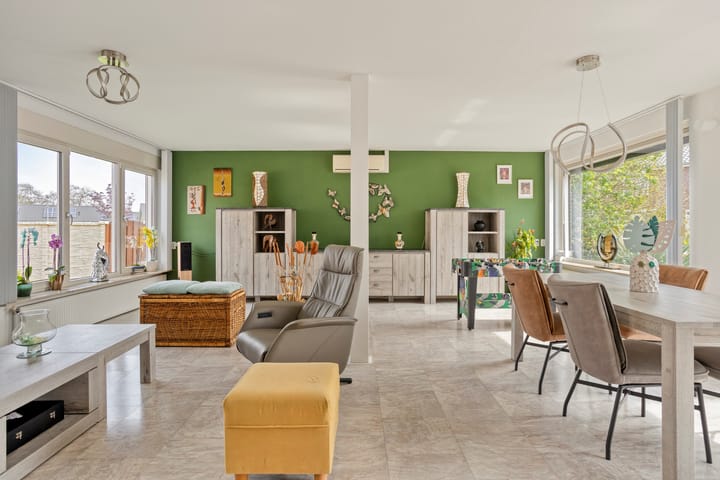 Vrijstaande woning te koop: Spitsstraat 8, Maasbracht