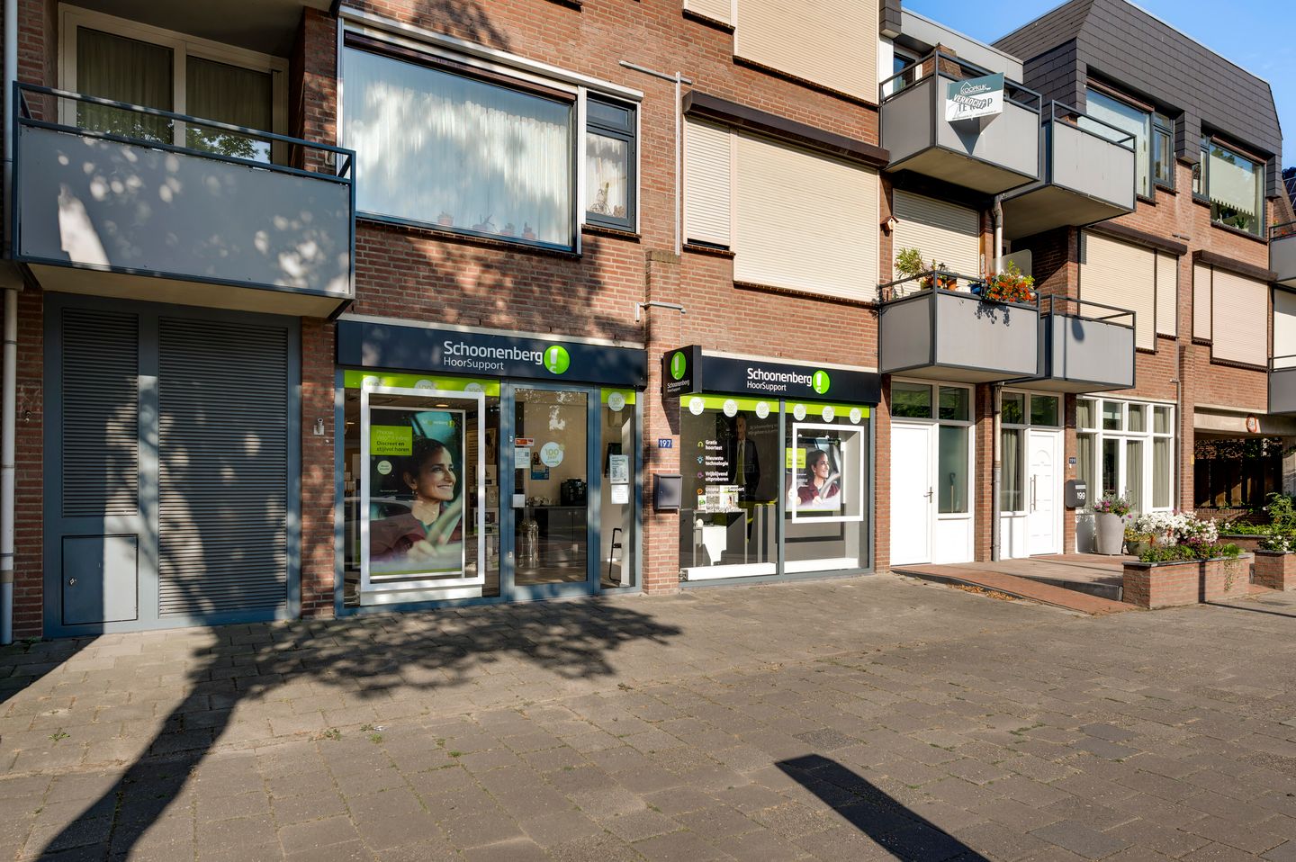 Bekijk foto 1 van Wilhelminasingel 197
