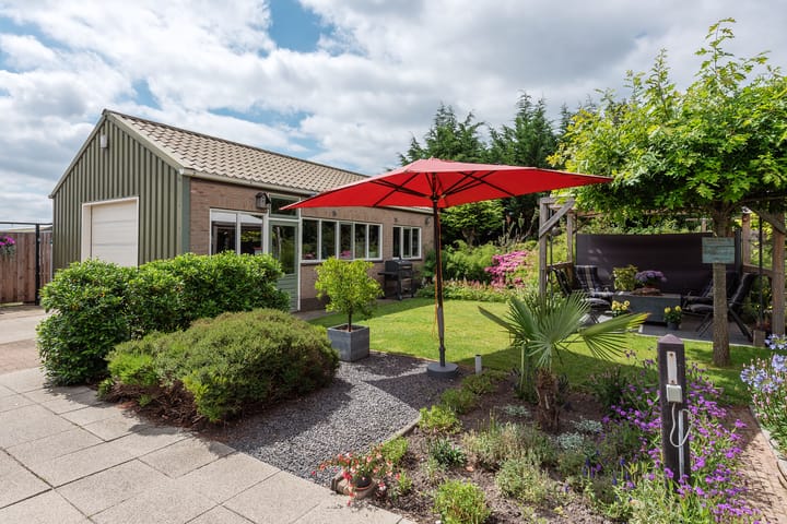 Vrijstaande woning te koop: Aalsmeerderweg 96, Aalsmeer