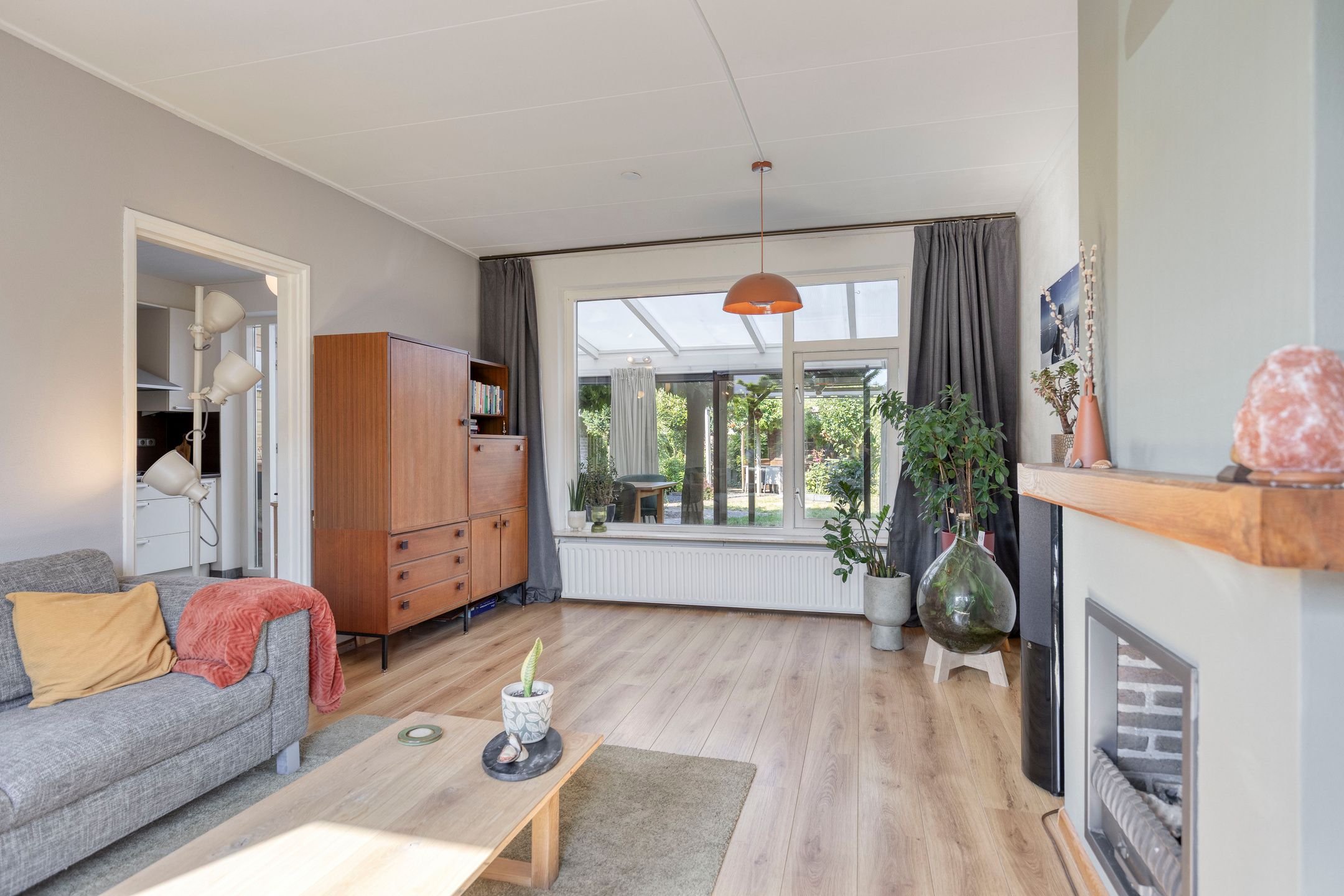 Photo 12 of Irenestraat 4