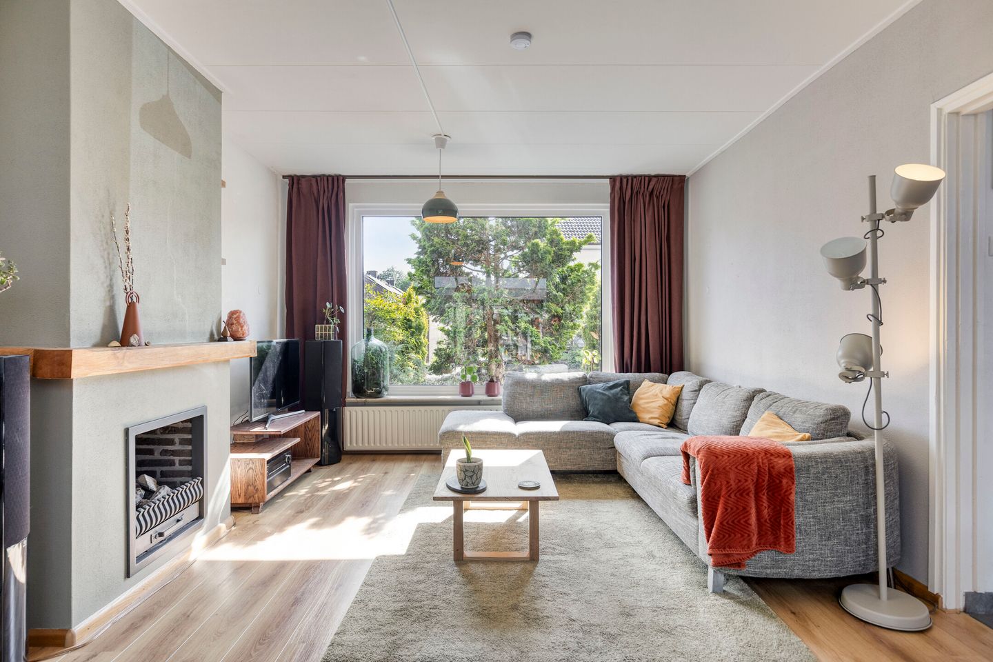 Photo 10 of Irenestraat 4