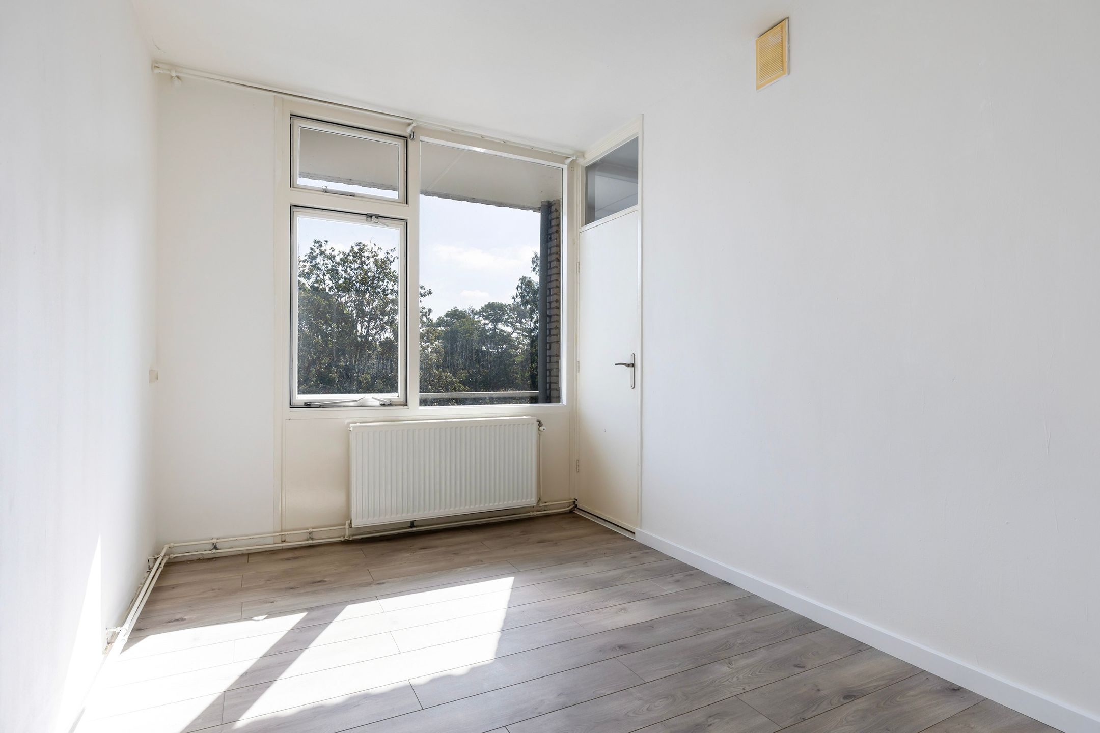 Photo 18 of Lekstraat 203