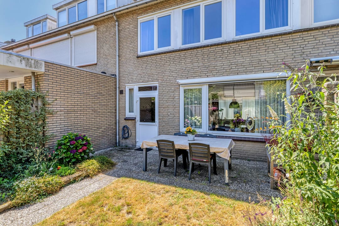 Photo 32 of Vespuccistraat 7