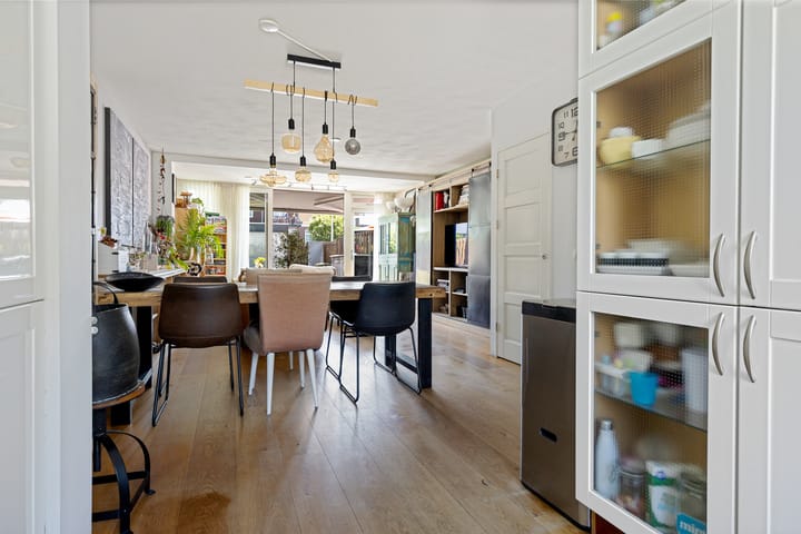 Tussenwoning te koop: Dr Joh G Mezgerstraat 94, Zandvoort