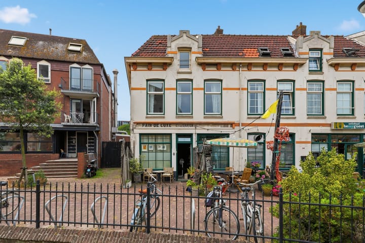 Foto 2 van Voorstraat 2