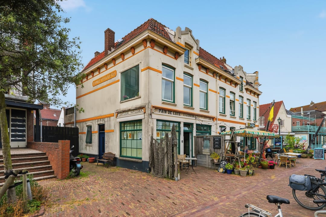 Photo 1 of Voorstraat 2