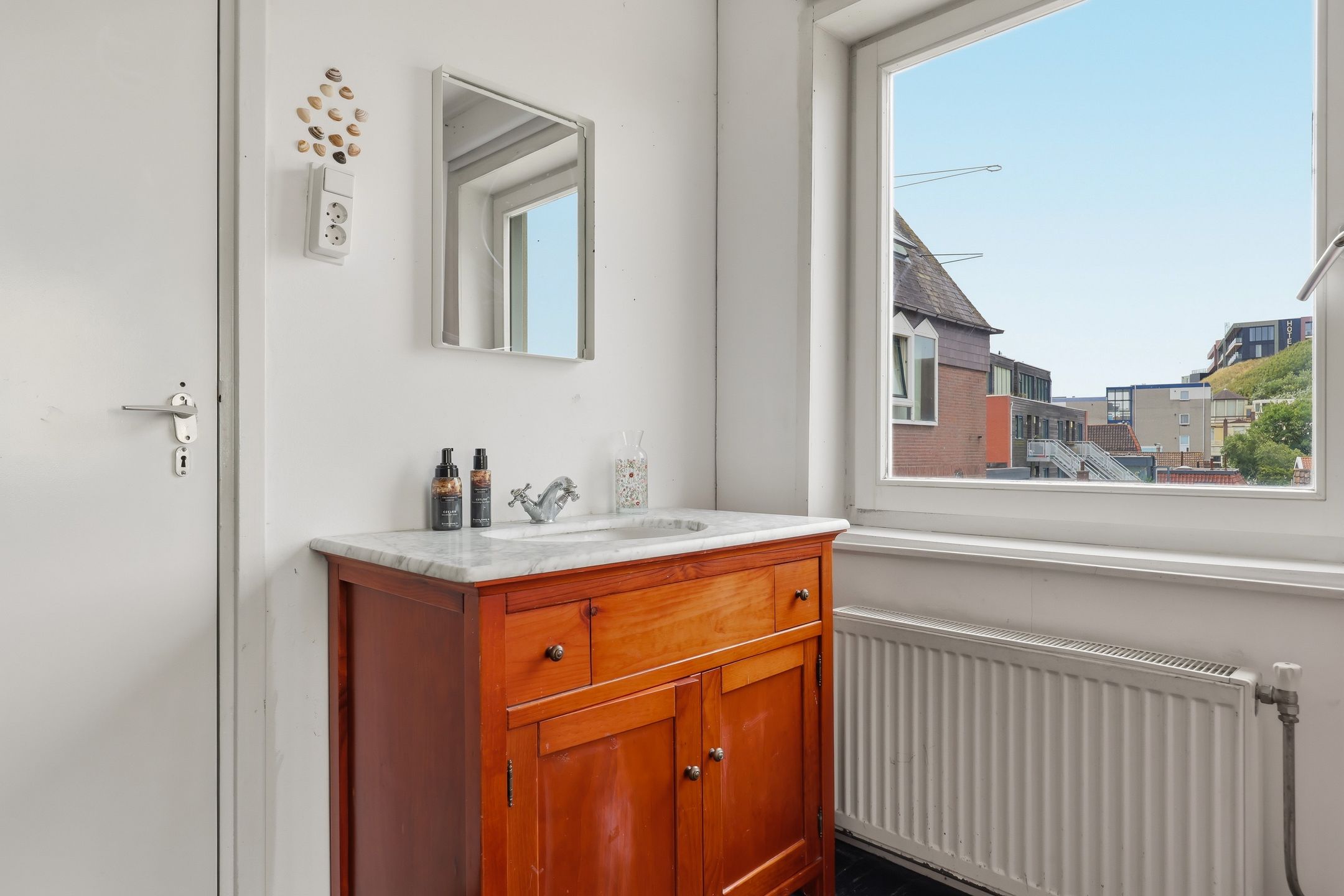 Photo 24 of Voorstraat 2