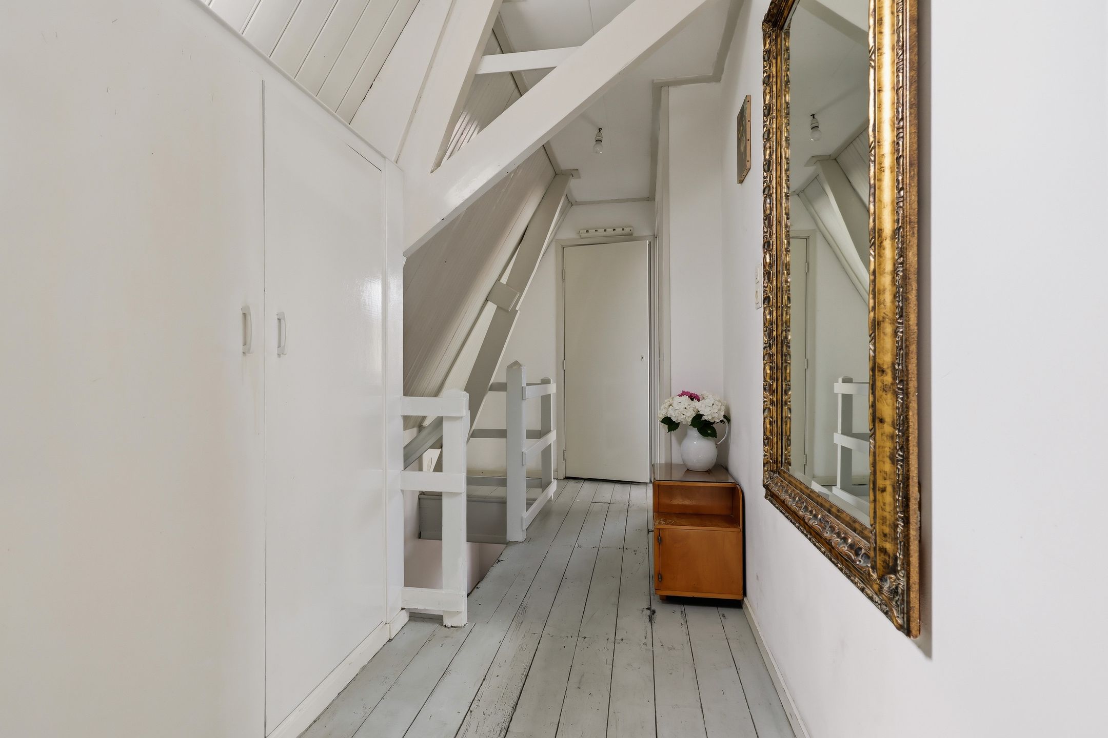 Photo 18 of Voorstraat 2