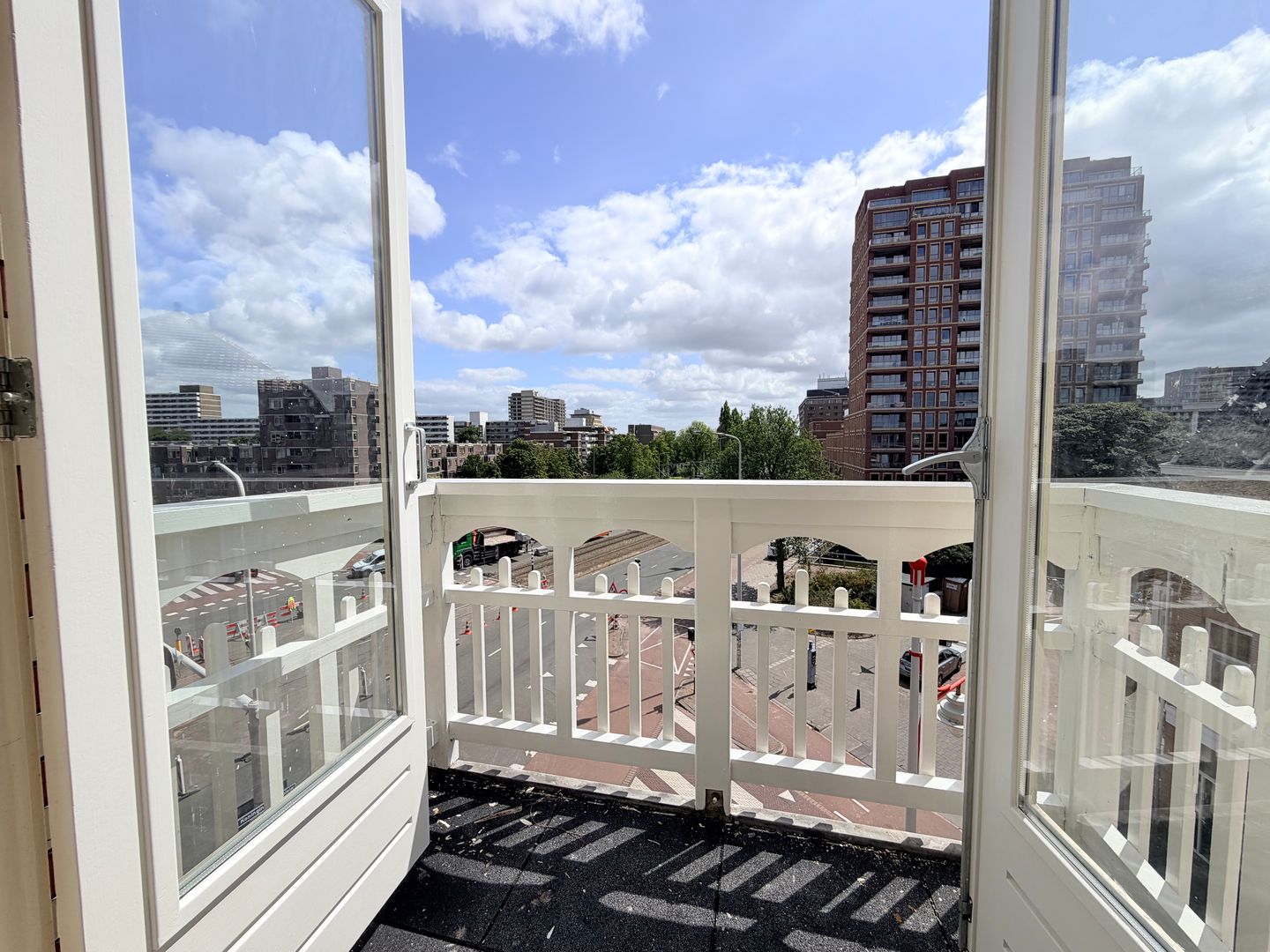 Foto 5 van De Constant Rebecquestraat 1-3