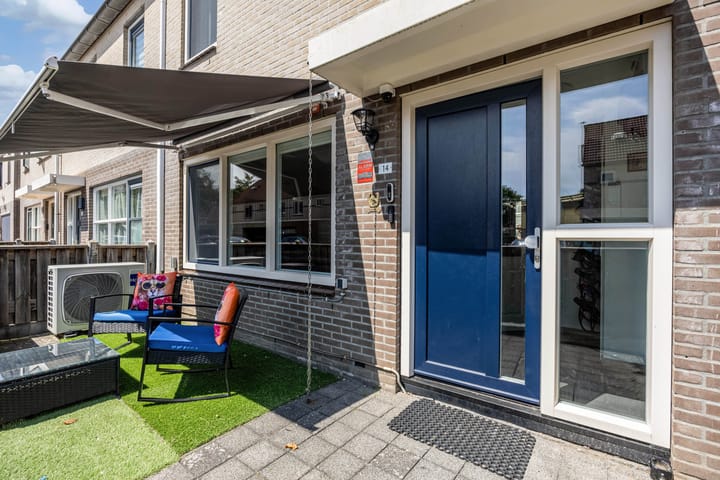 Tussenwoning te koop: Wolgastraat 14, Lelystad