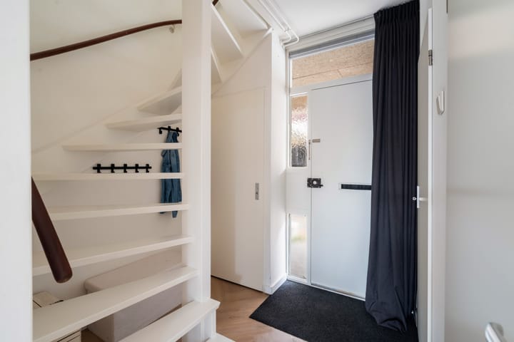 Tussenwoning te koop: Venus 63, Berkel En Rodenrijs