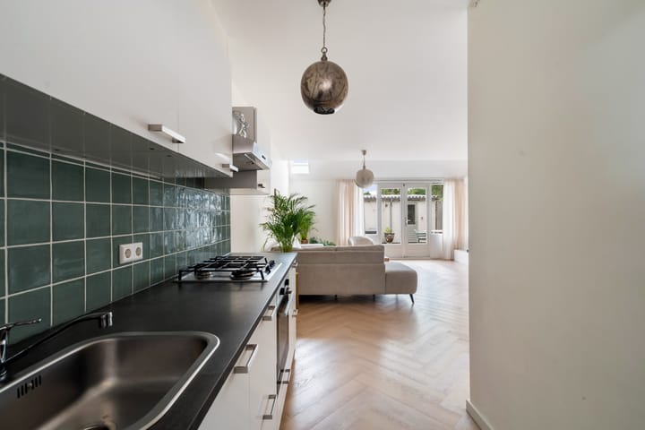 Tussenwoning te koop: Venus 63, Berkel En Rodenrijs