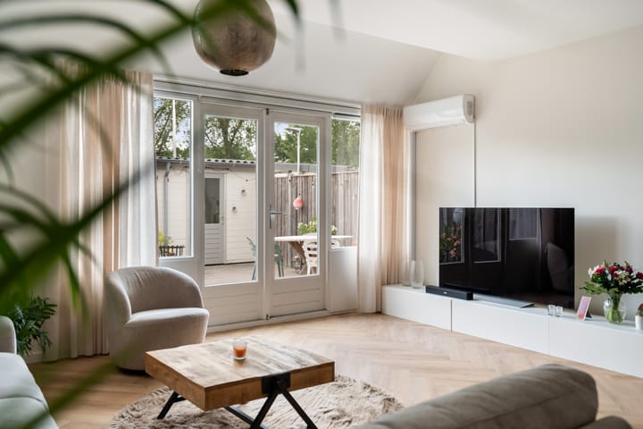 Tussenwoning te koop: Venus 63, Berkel En Rodenrijs