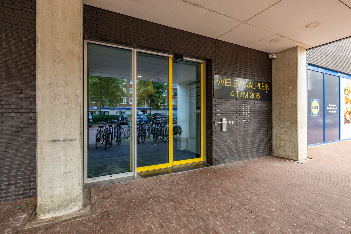 Photo 5 of Wielewaalplein 270