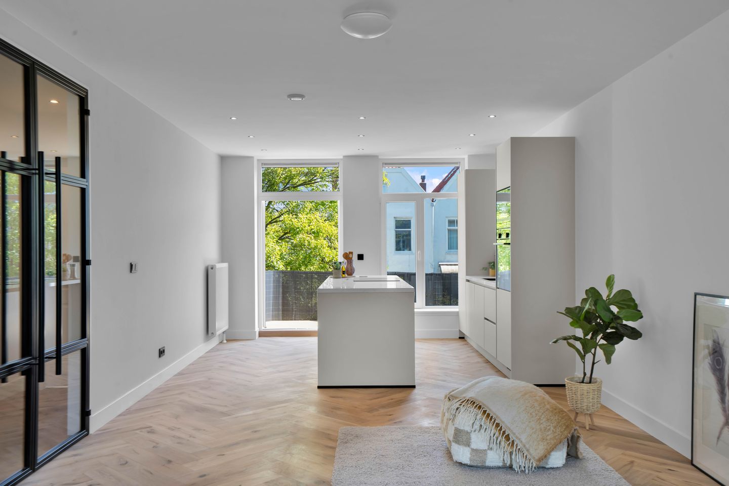 Photo 10 of Barentszstraat 31-B