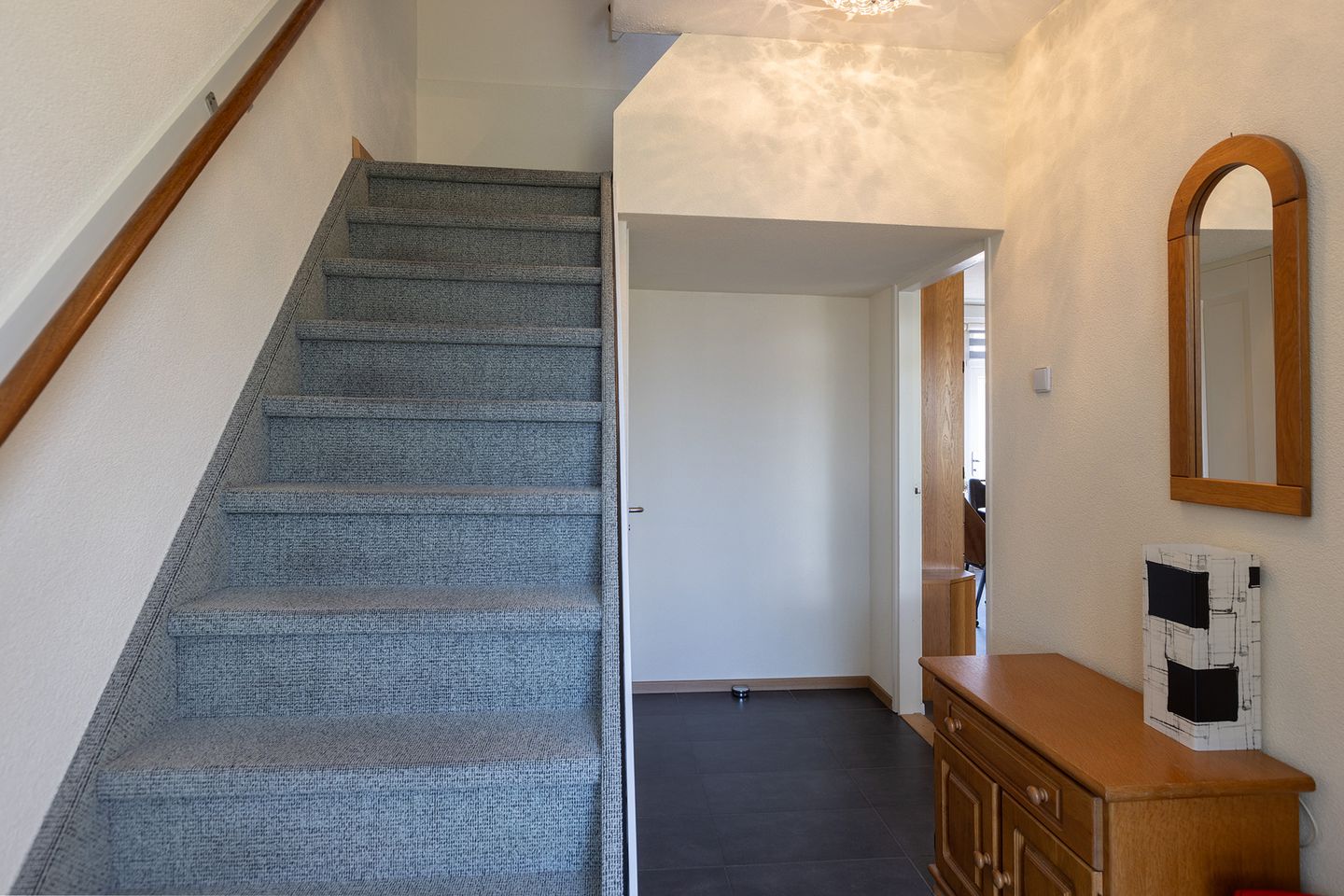 Photo 14 of Witte de Withstraat 9