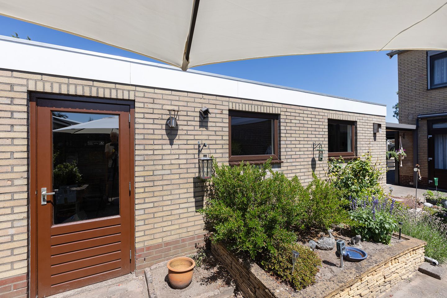 Photo 35 of Witte de Withstraat 9