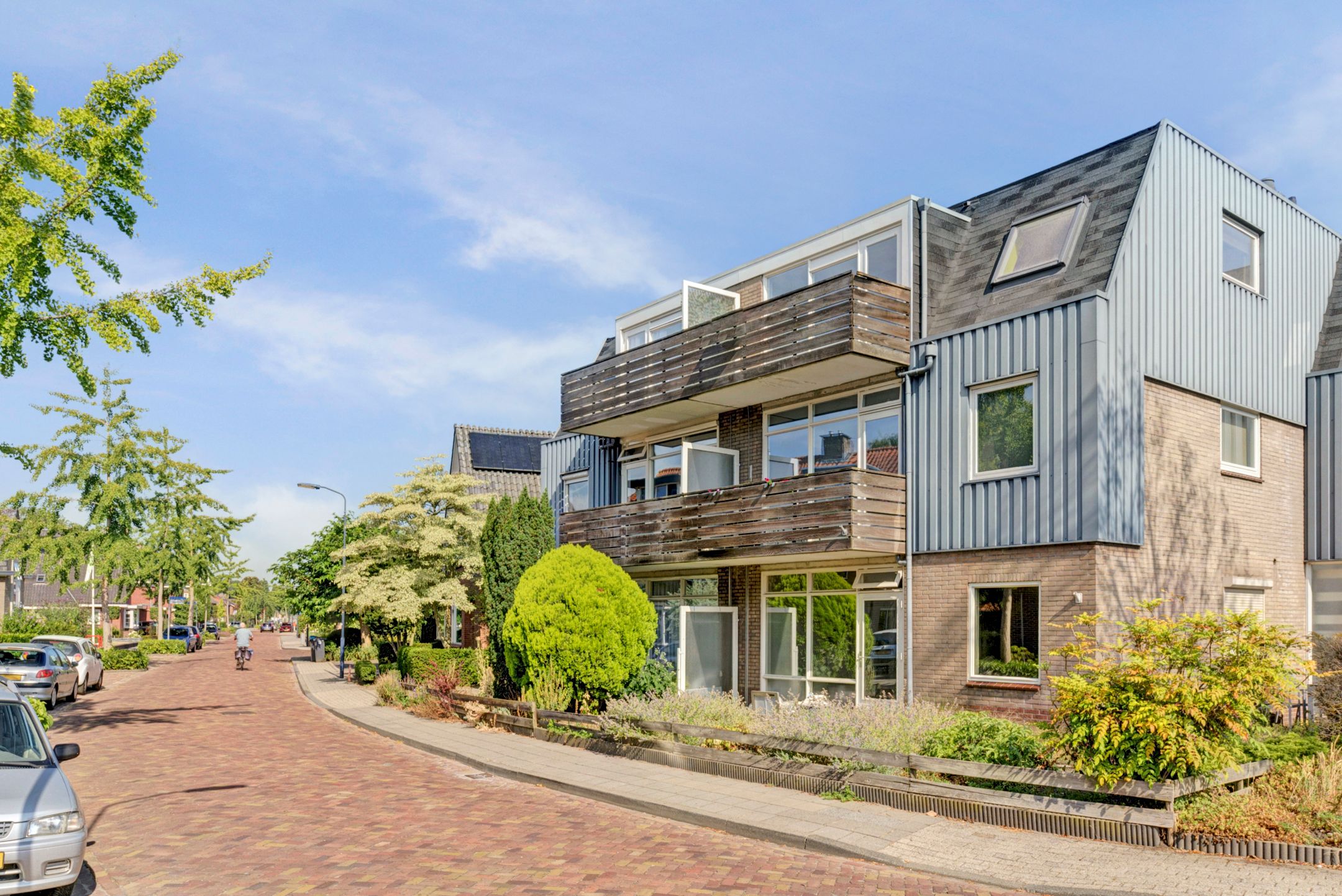 Burgemeester van der Zandestraat 12 