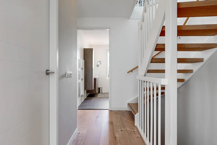 Tussenwoning te koop: Clara Egginklaan 32, Uithoorn