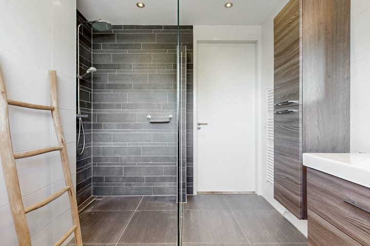 Tussenwoning te koop: Clara Egginklaan 32, Uithoorn