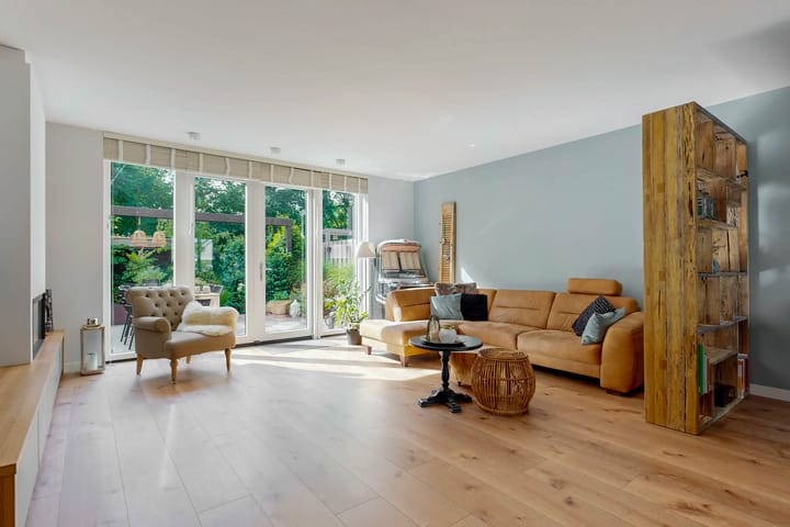 Tussenwoning te koop: Clara Egginklaan 32, Uithoorn
