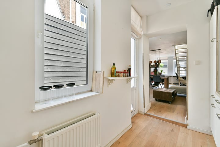 Tussenwoning te koop: Paul Krugerstraat 3, Dordrecht