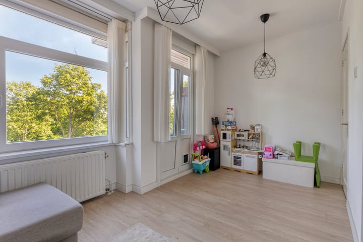Appartement te koop: Vlaardingerdijk 189A, Schiedam