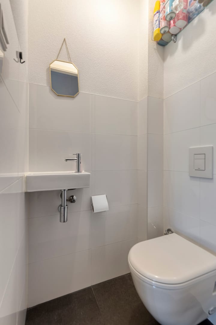 Appartement te koop: Vlaardingerdijk 189A, Schiedam