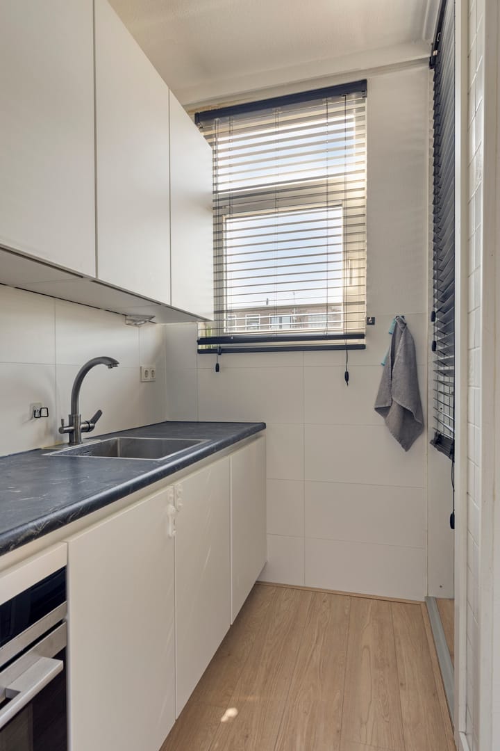 Appartement te koop: Vlaardingerdijk 189A, Schiedam